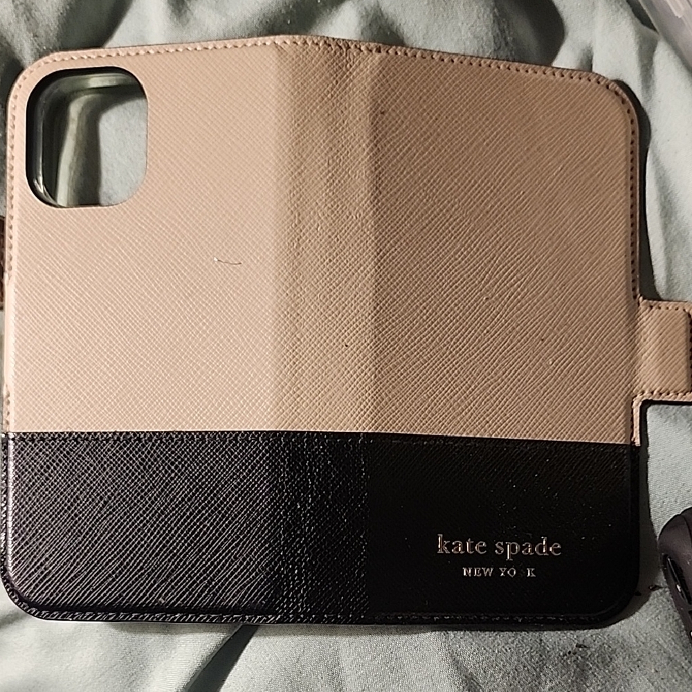 Kate Spade Black and Cream Folio Phone Case